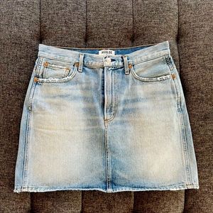 AGOLDE Barely Worn Distressed Light Jean Highwaisted Miniskirt. Size 30